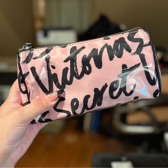 VICTORIA'S SECRET LARGE PINK SIGNATURE LOGO BEAUTY COSMETIC TRAVEL CASE BAG - Picture 3 of 13